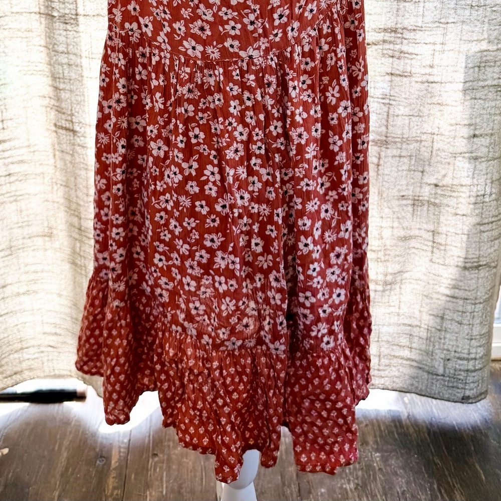 Rust Floral Button-Front Sundress with White Flowers - Picture 2 of 5